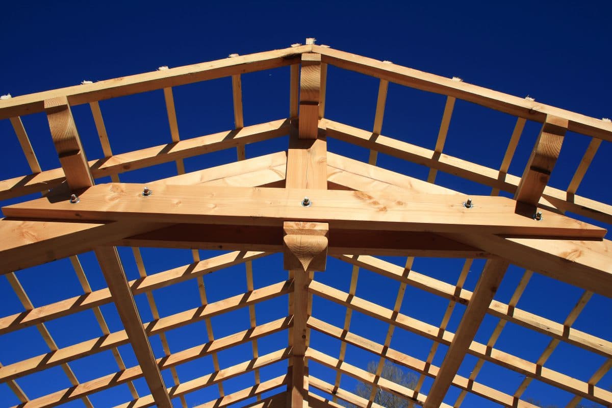 Fabrication et pose de charpentes traditionnelles à Nevers
