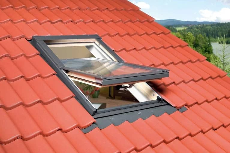 Pose de fenêtres de toit (Velux) à Nevers