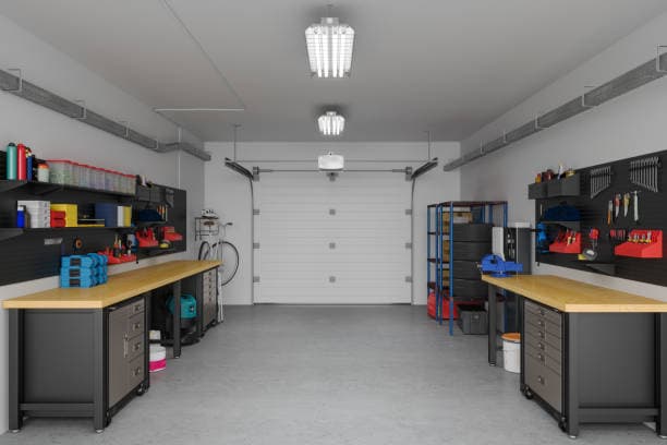 Aménagement intérieur de garage (rangement, électricité...) à Varennes-Vauzelles