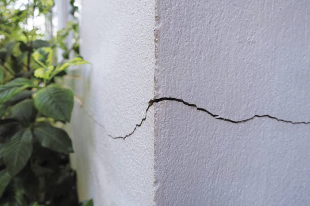 Réparation de fissures de façade à Avermes