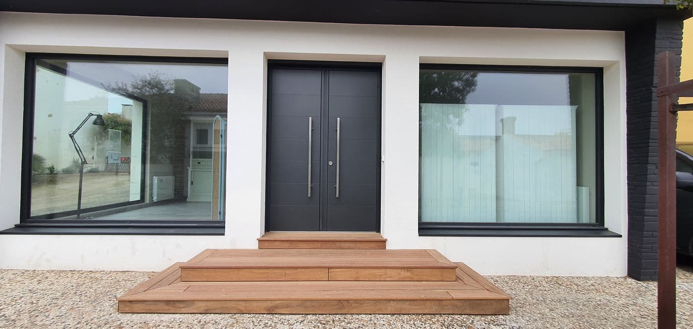 Portes d'entrée sur mesure (sécurité & design) à Nevers